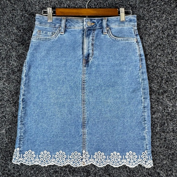 Tommy Jeans Dresses & Skirts - Tommy Jeans Denim Mini Skirt Eyelet Lace Hem Medium Wash Blue Womens Size 0‎